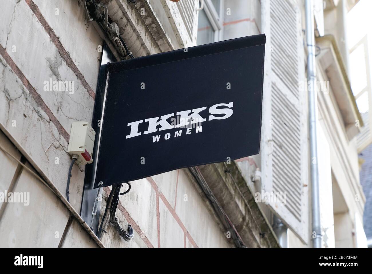 Ikks collection 2020 new arrivals