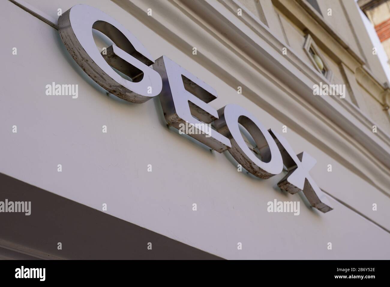 Geox Logo High Resolution Stock Photography and Images - Alamy