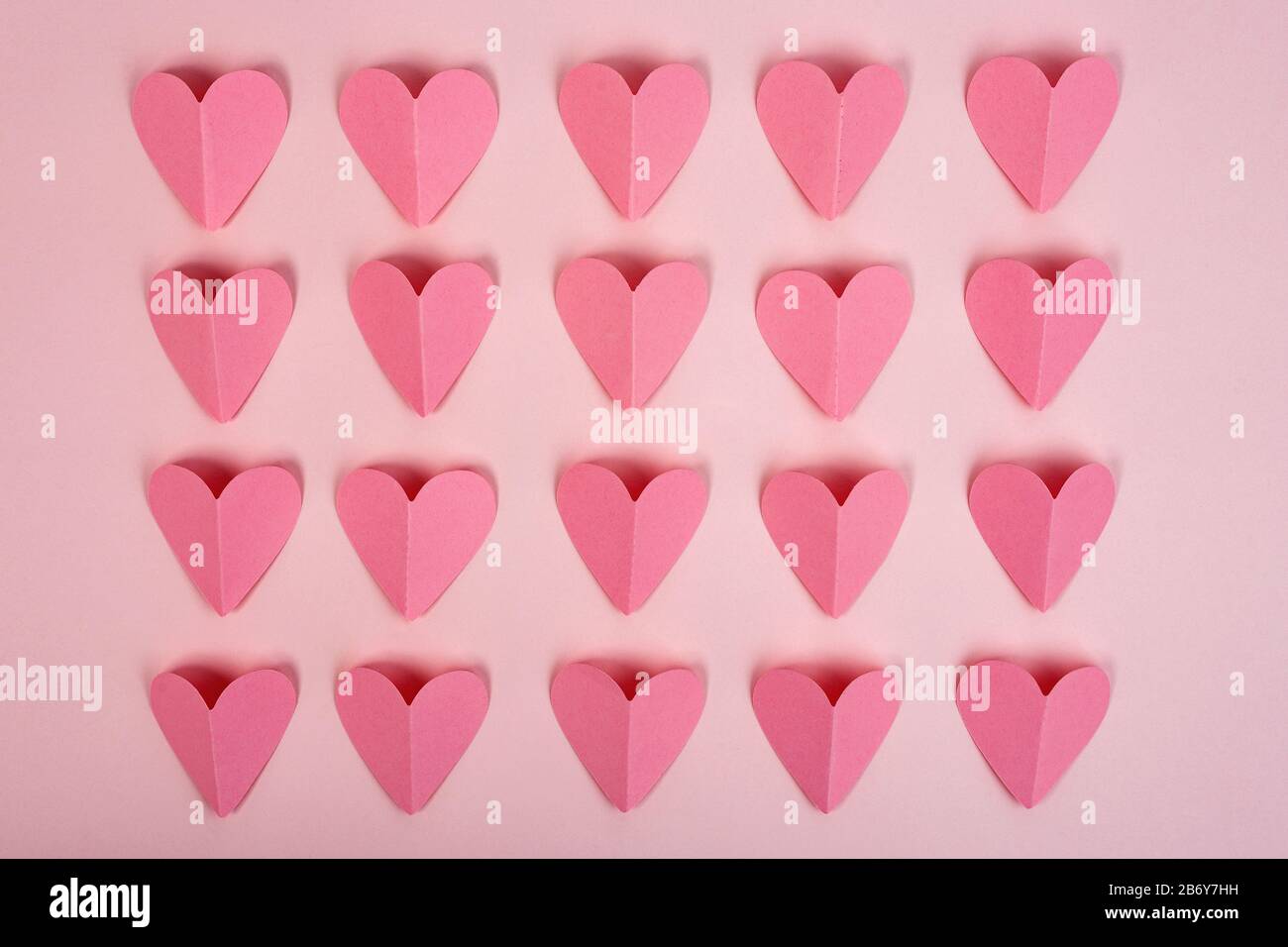 Hearts in rows Cut Out Stock Images & Pictures - Alamy