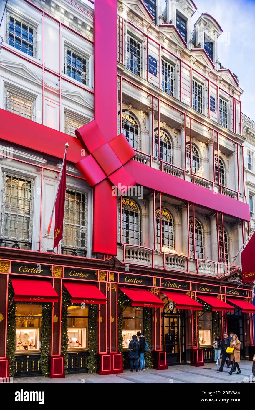 Cartier Store With Christmas Decorations High Resolution Stock
