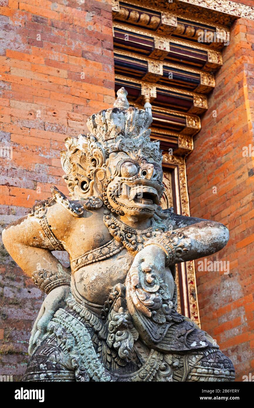 Indonesia, Bali, Sukawati, Batuan Village, Pura Puseh (Batuan Temple), Statue of Deity (Detail) Stock Photo