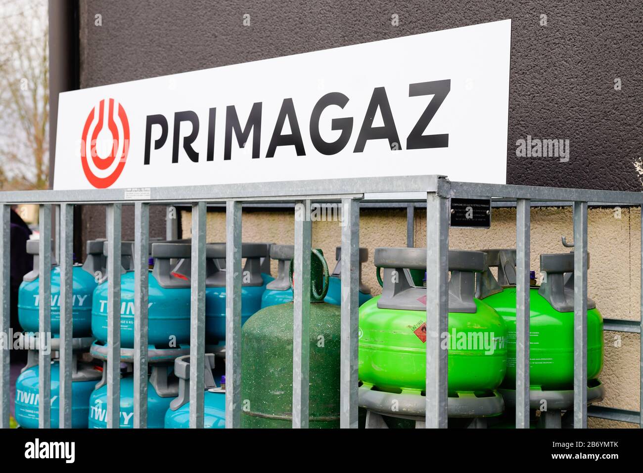 Bordeaux , Aquitaine / France - 01 15 2020 : Primagaz grill closed store point of sale stand shop Stock Photo