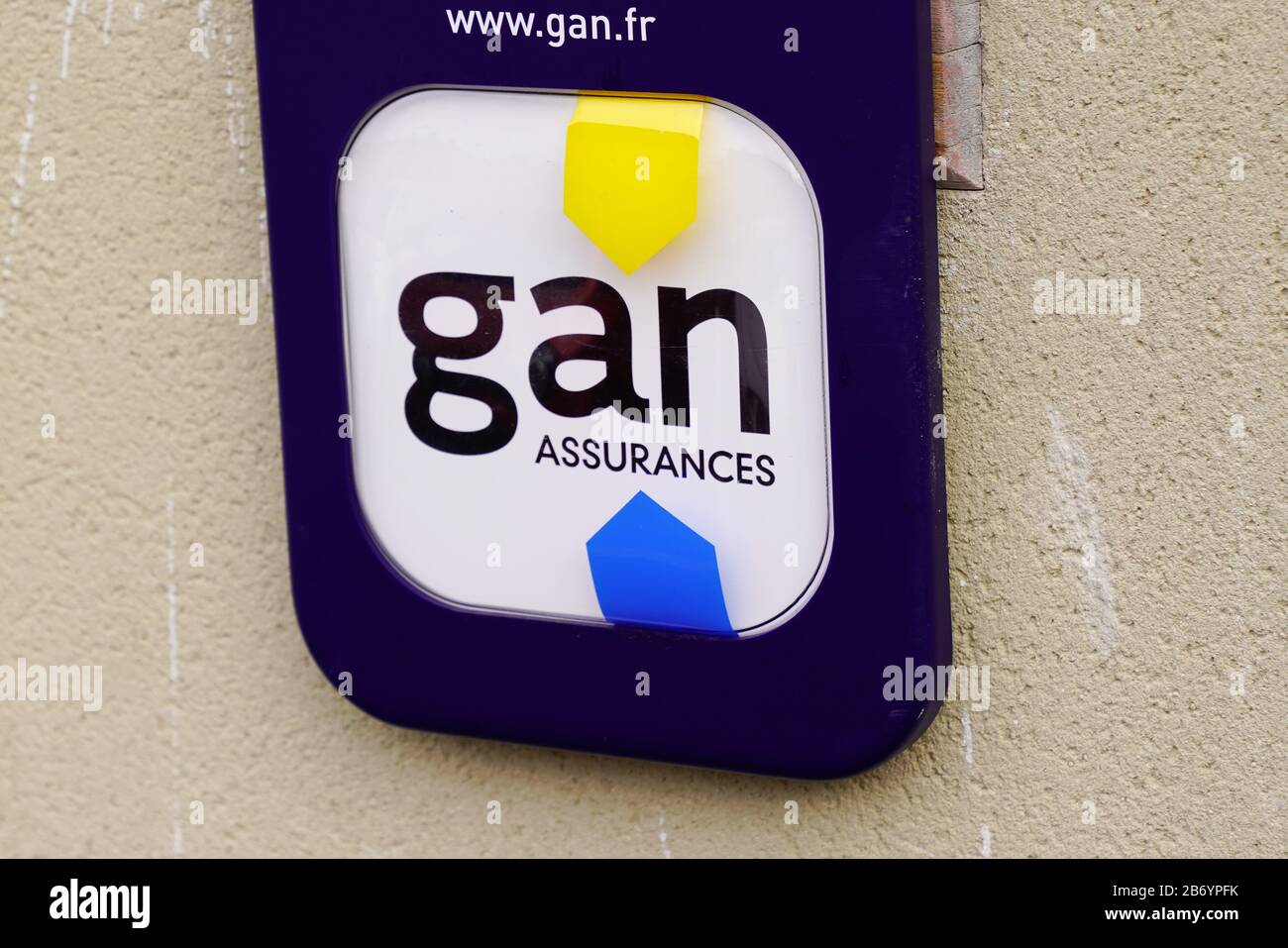 Nationales logo hi-res stock photography and images - Alamy