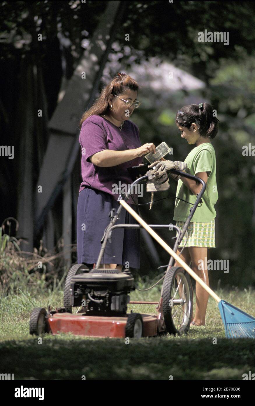 Hispanic mowing the lawn hi res stock photography and images Alamy