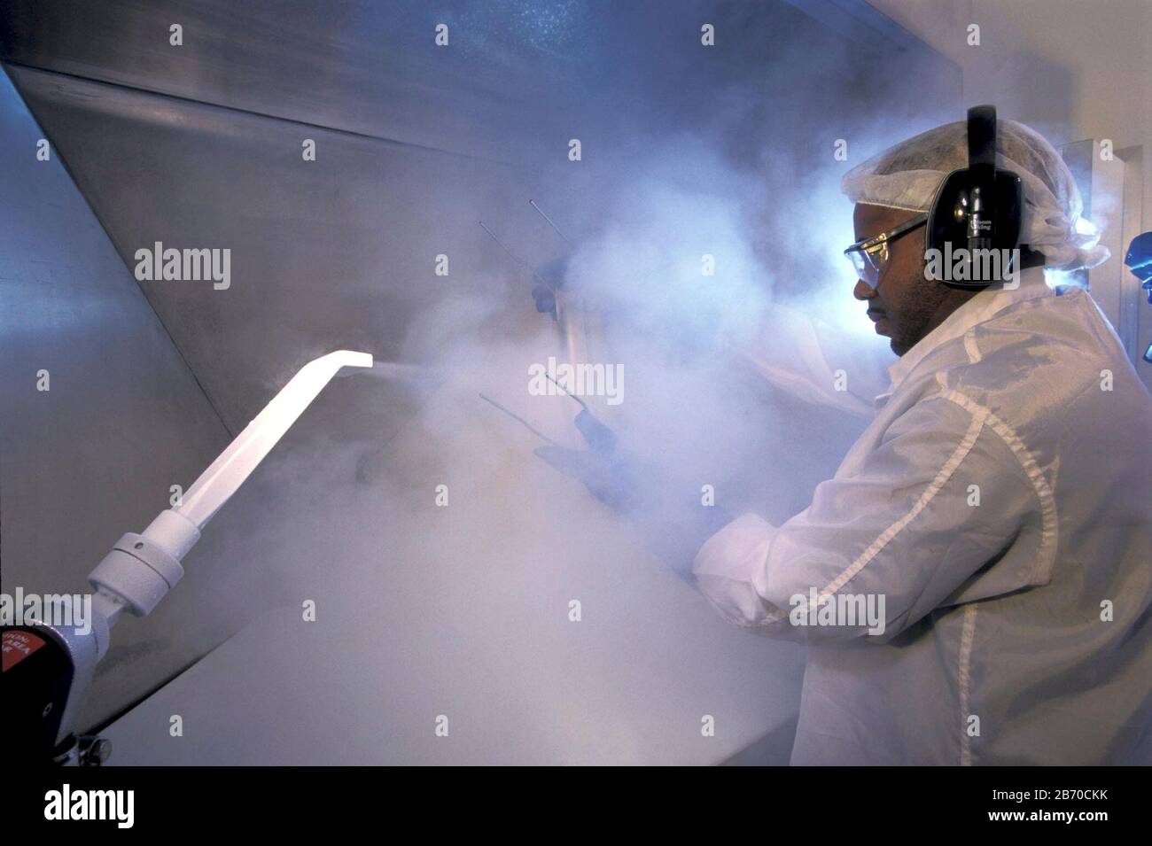 Austin Texas USA, 1994: High tech clean room: Employee in 