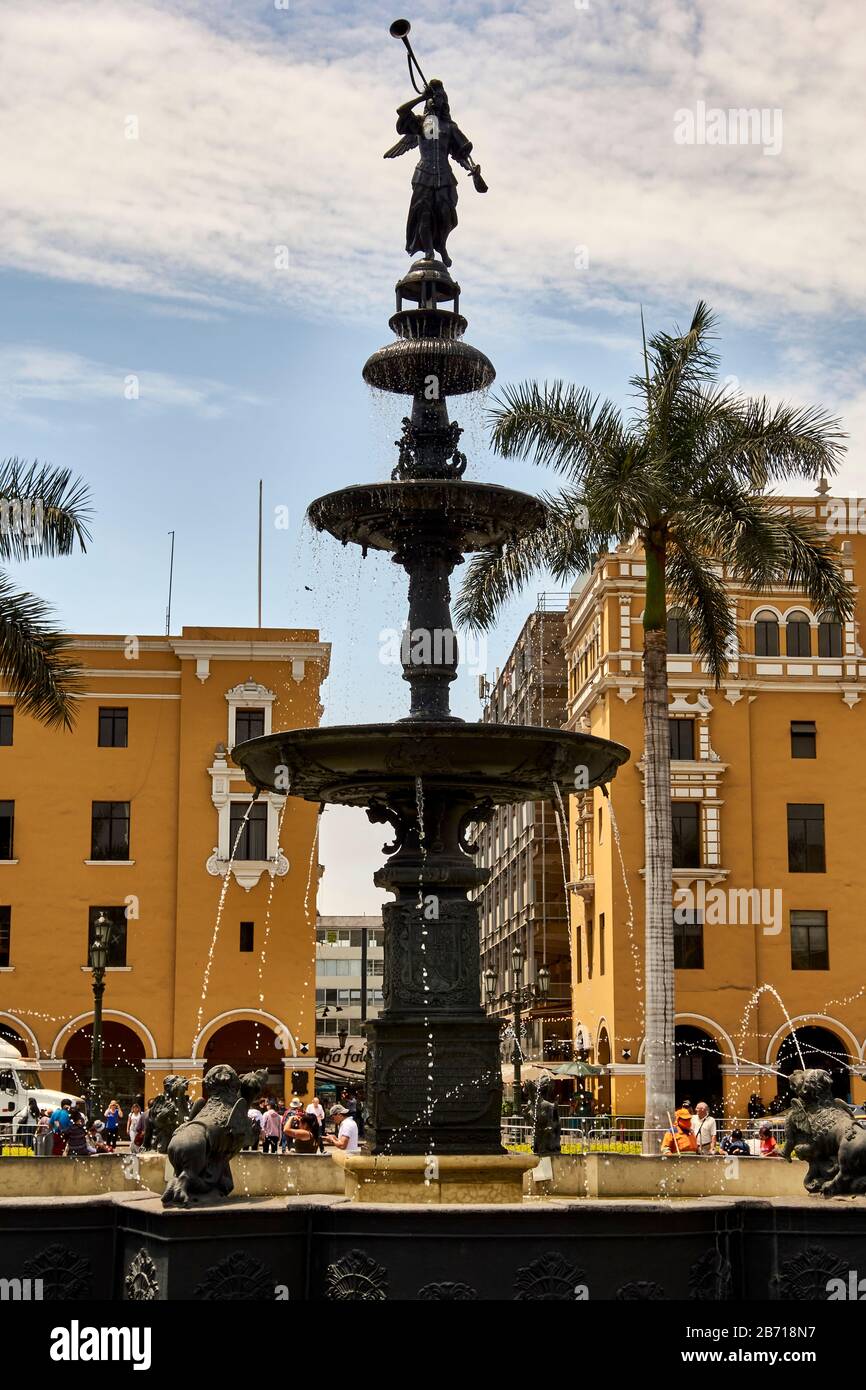 Fountain of Viceroy García Sarmiento de Sotomayor Plaza Mayor, Lima, Peru Stock Photo