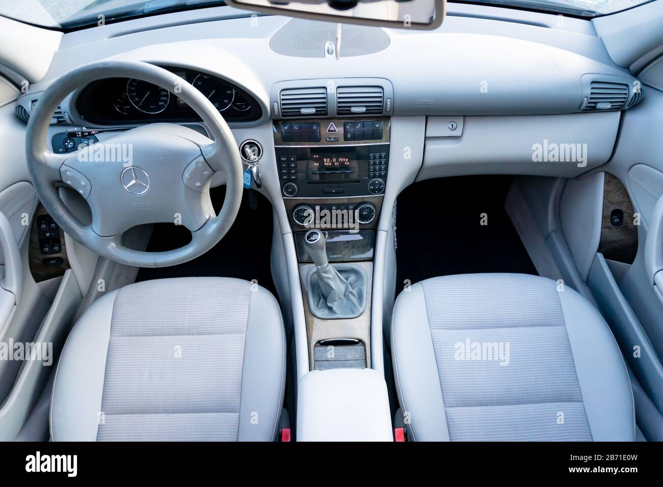 W203 mercedes hi-res stock photography and images - Alamy