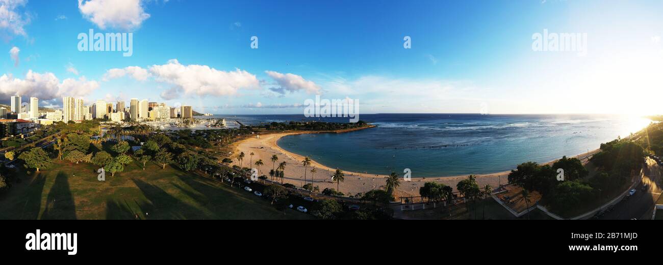 Aerial view waikiki beach hi-res stock photography and images - Alamy