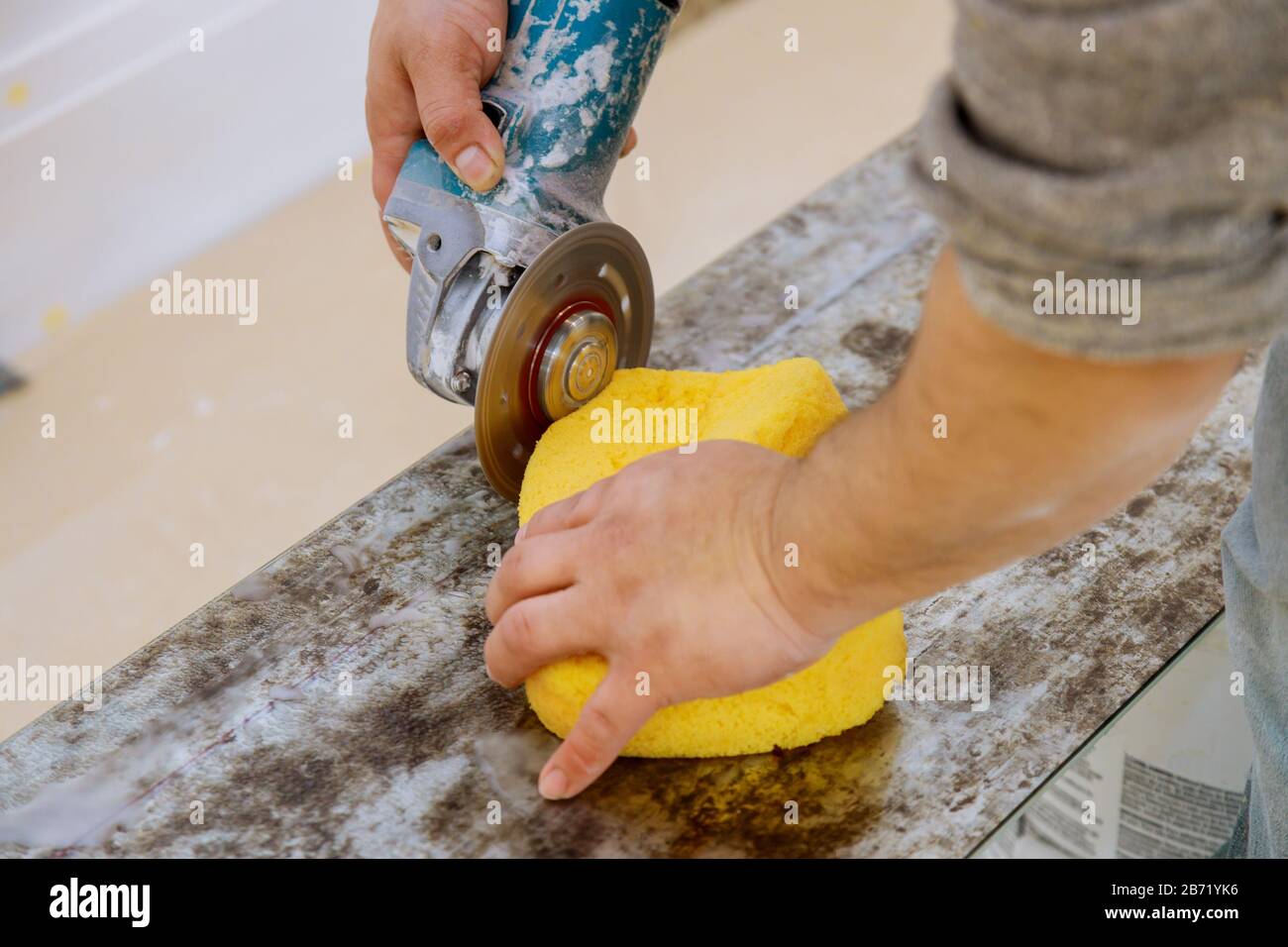 Tiling tile trimming cutting repair of the floor gres tiles contractor