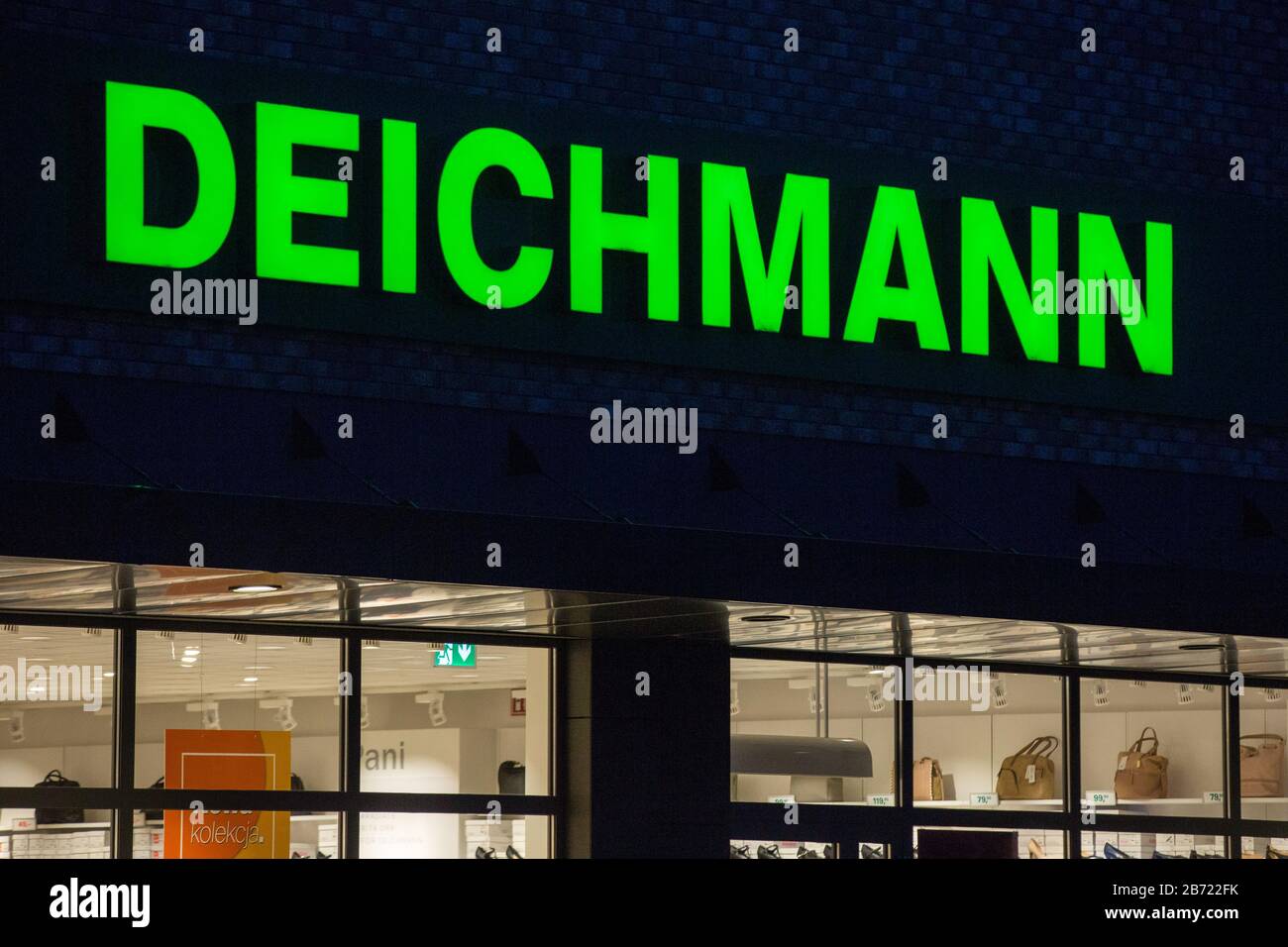 kylling bladre bryder ud Deichmann logo Stock Photo - Alamy