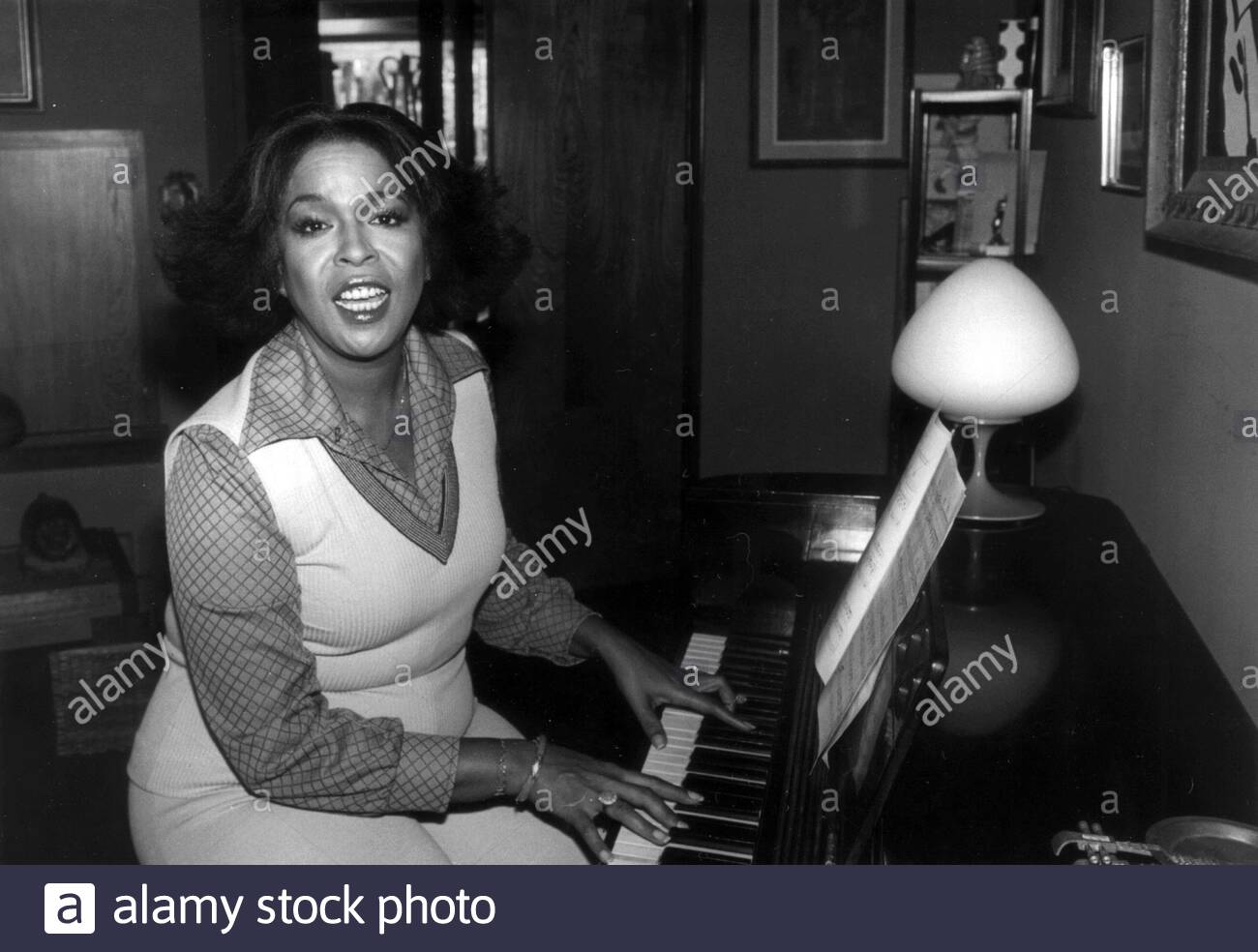 Della Reese Stock Photos & Della Reese Stock Images - Alamy