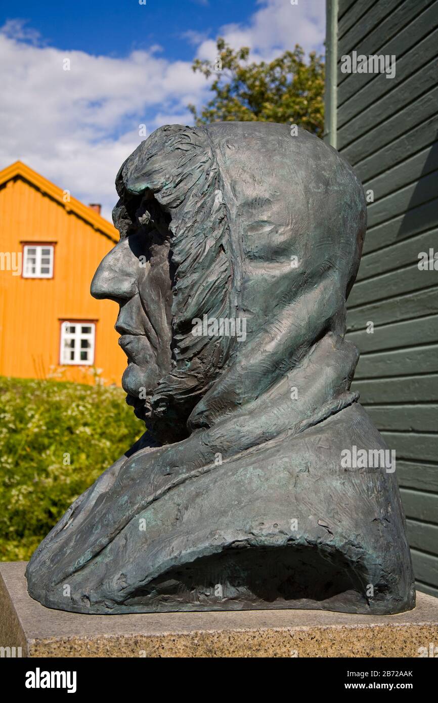 Roald Amundsen Bust Polarmuseet Polar Museum In Tromso City Troms 