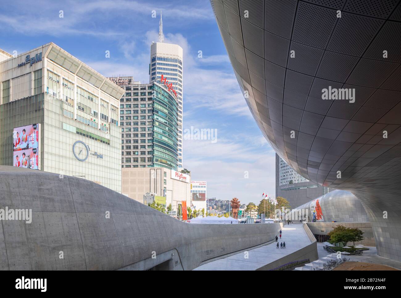 Dongdaemun Design Plaza, Seoul, South Korea Stock Photo