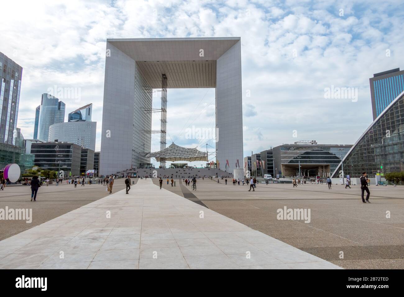 France. Summer day in the Parisian district of Defense. Grande Arche and the pedestrian square Stock Photo