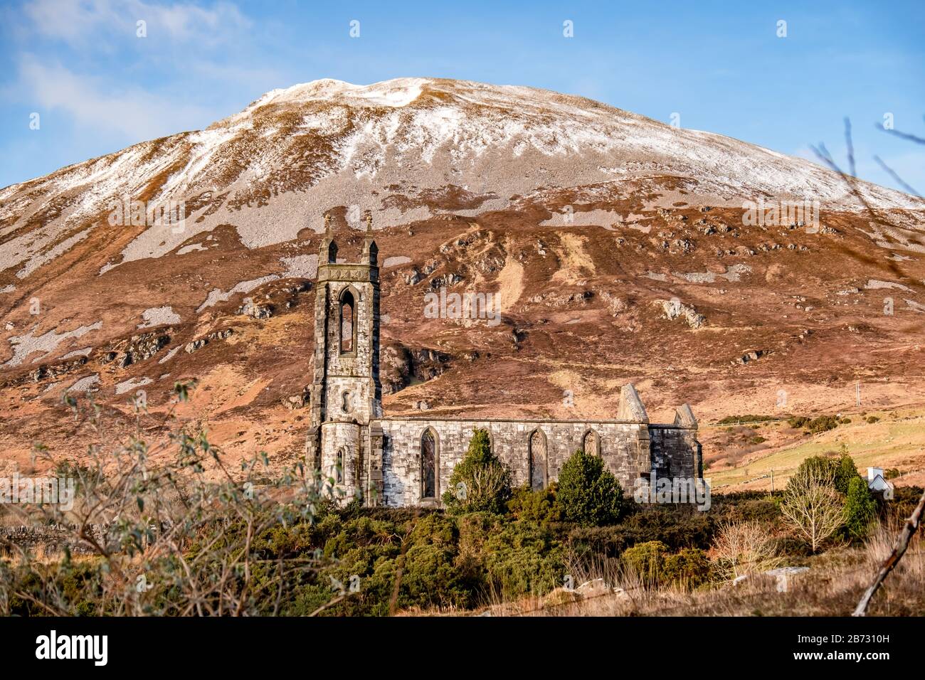 Dunlewey church ruins in the Poison Glen at Mount Errigal in Donegal, Ireland. Stock Photo