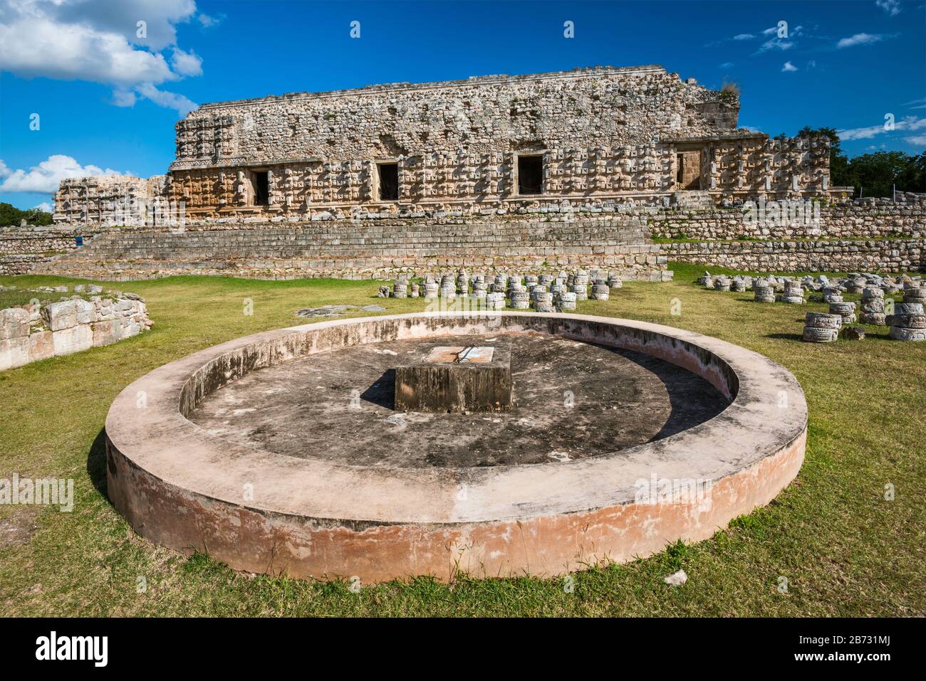 El Chultun, underground water reservoir, Palacio de los Mascarones