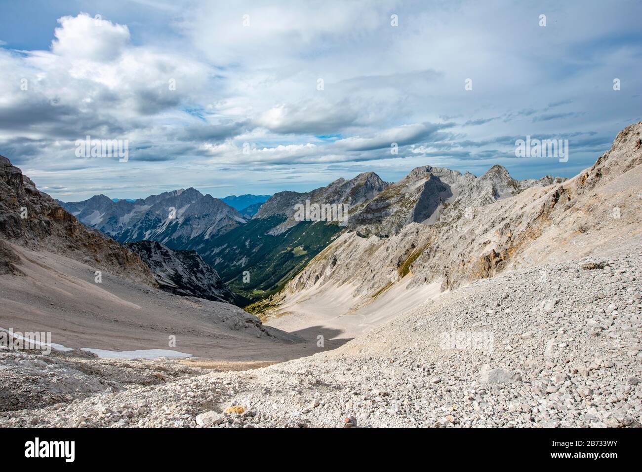 View into the schlauchkar karwendel valley from the schlauchkar saddle  hi-res stock photography and images - Alamy