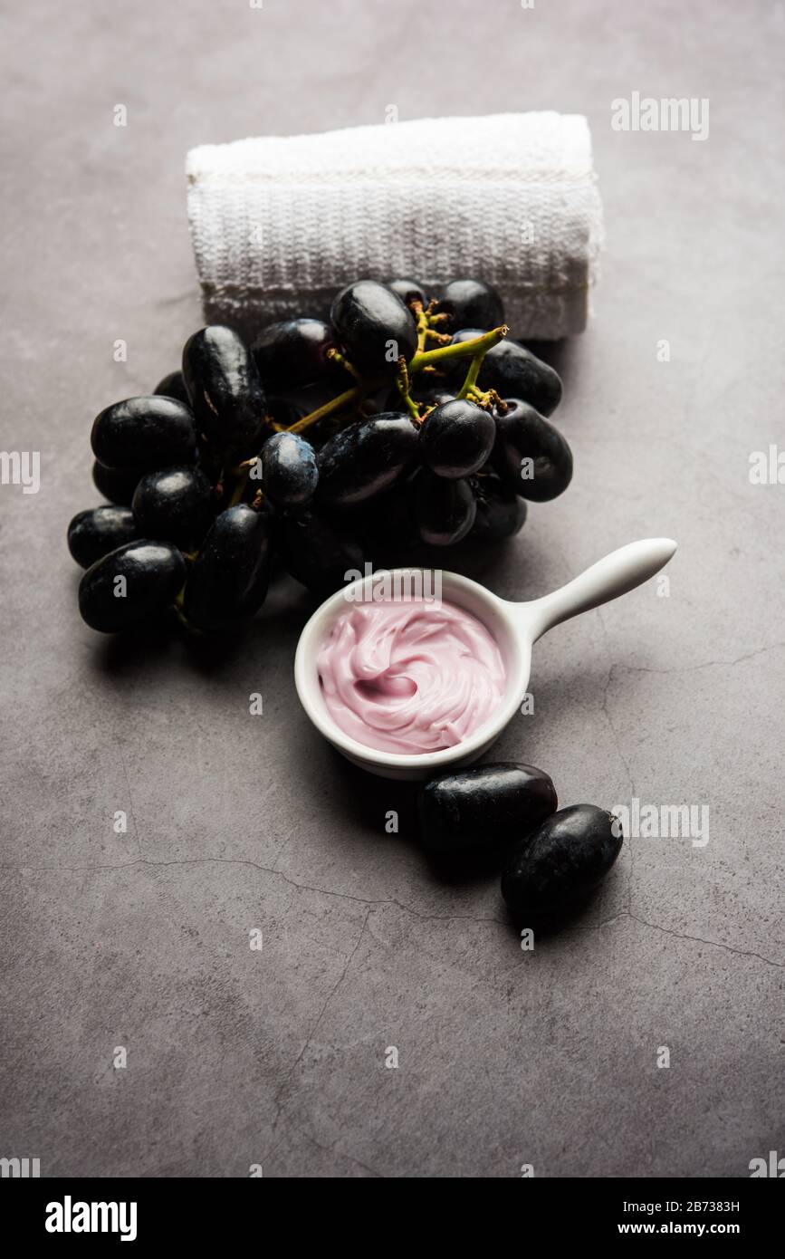 Download Curd Mask High Resolution Stock Photography And Images Alamy PSD Mockup Templates