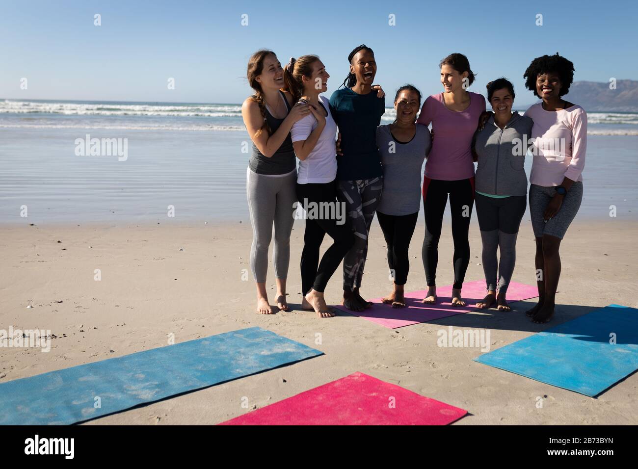 Hot women group hi-res stock photography and images - Alamy