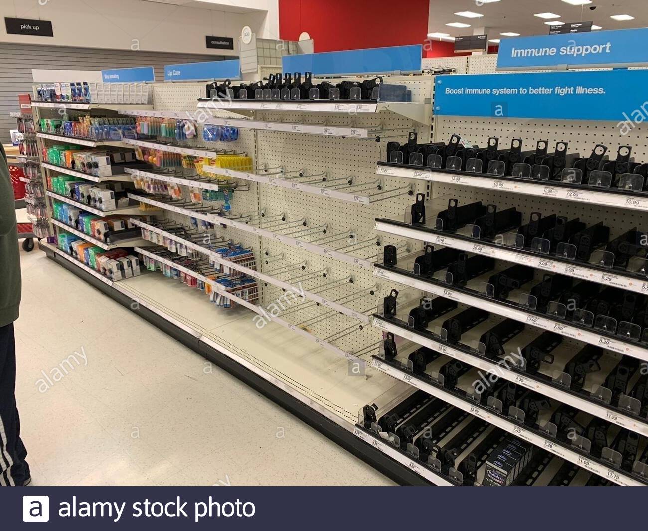 Cvs Shelves Stock Photos & Cvs Shelves Stock Images Alamy