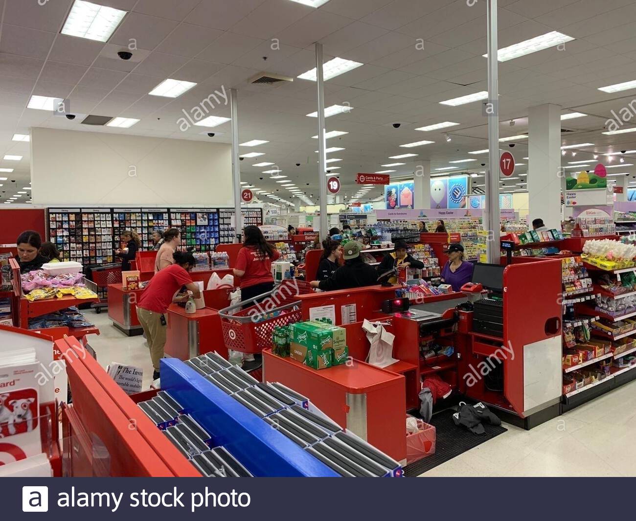 Cvs Shelves Stock Photos & Cvs Shelves Stock Images Alamy
