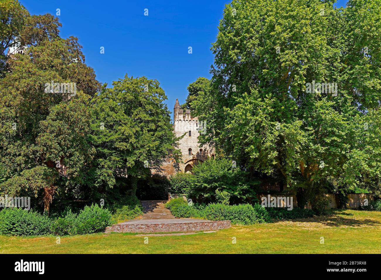 Germany, Rhineland-Palatinate, Speyer, cathedral place, SchUM town, moor turret, wall tower, formerly part of the city fortification, cathedral garden Stock Photo