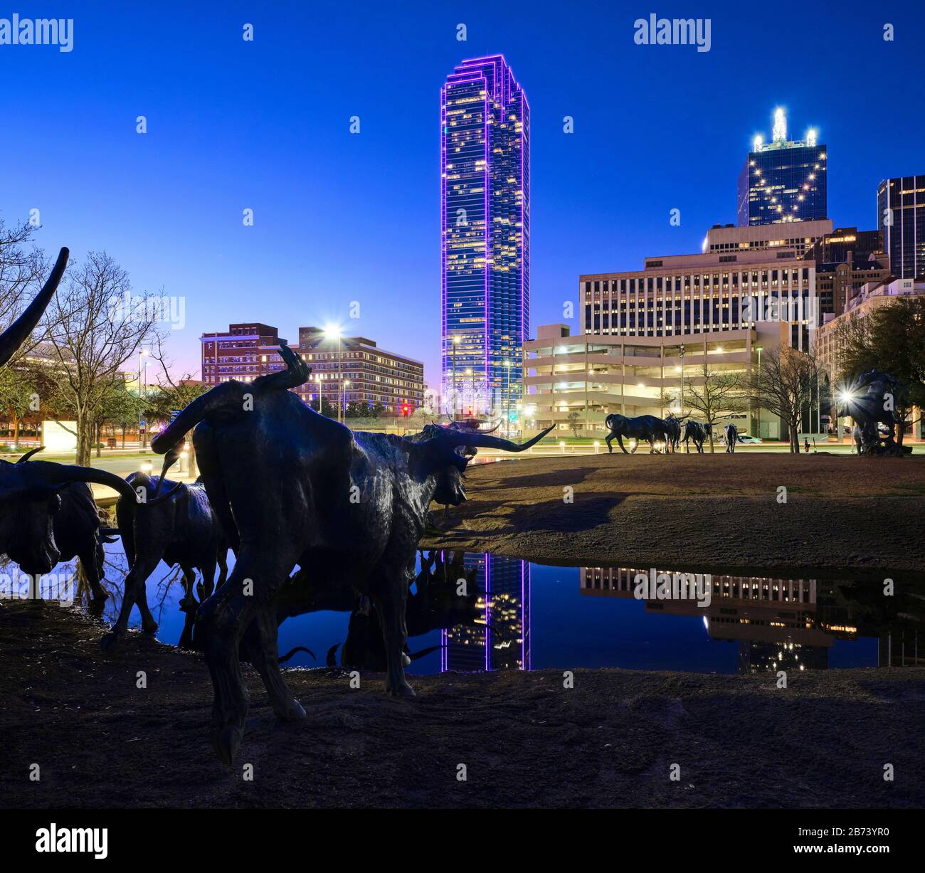 Dallas texas pioneer plaza hires stock photography and images Alamy