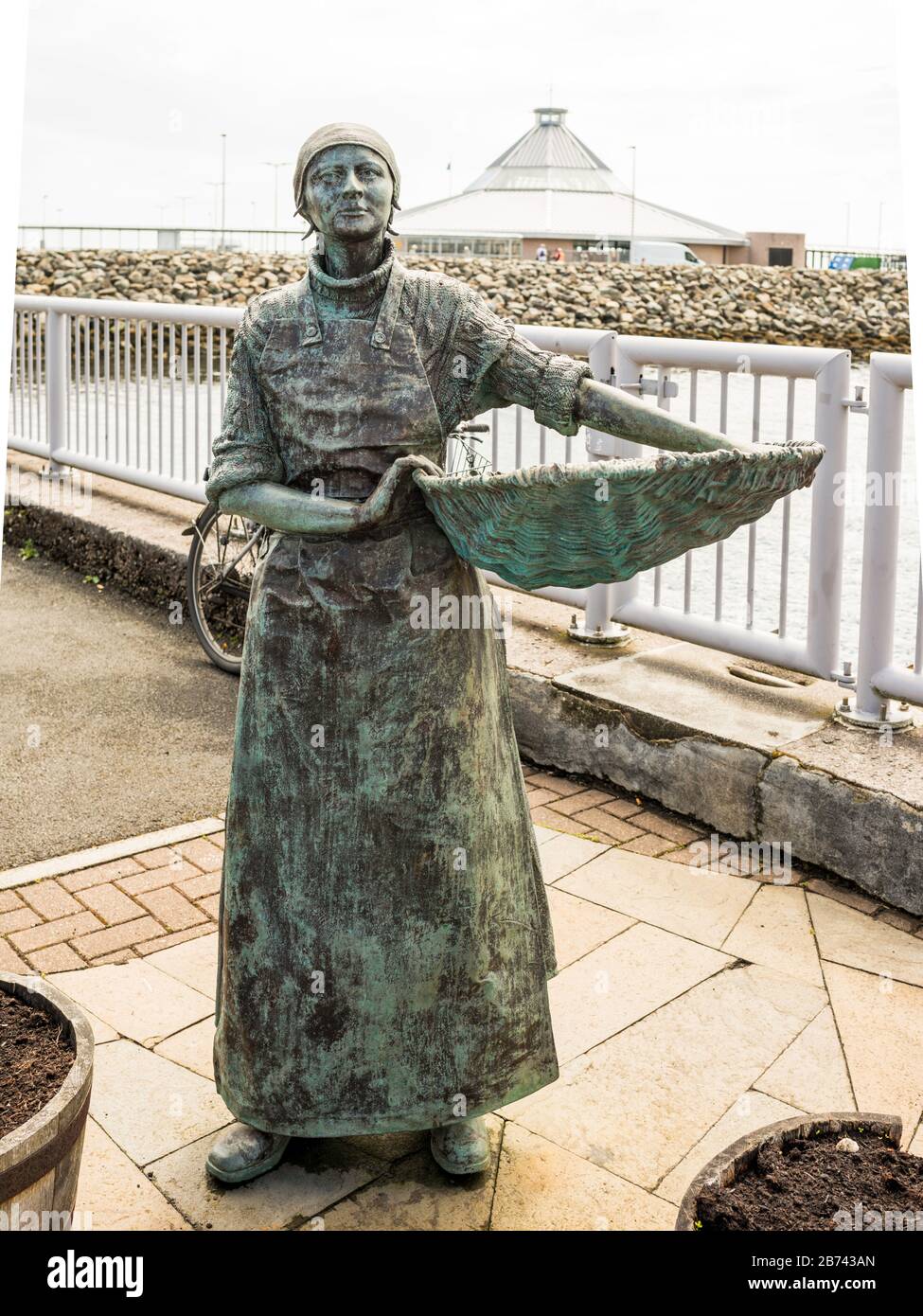 Stornoway herring girl hires stock photography and images Alamy