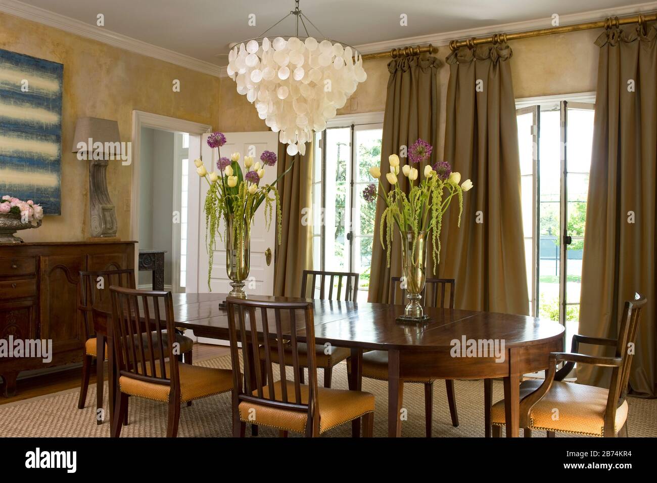 Eclectic style dining room Stock Photo Alamy