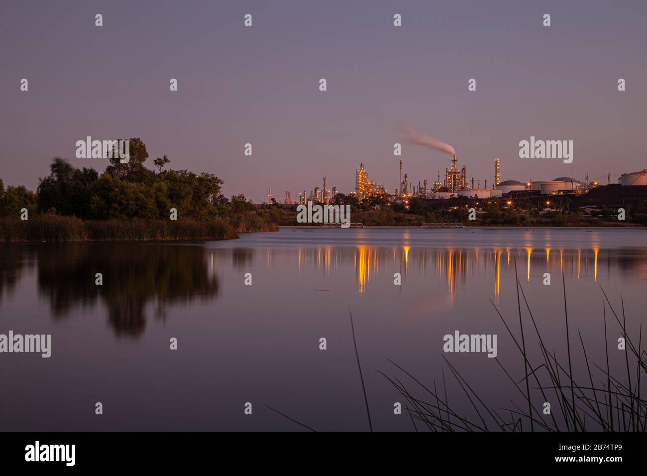Phillips 66 oil refinery from Ken Malloy Harbor Regional Park