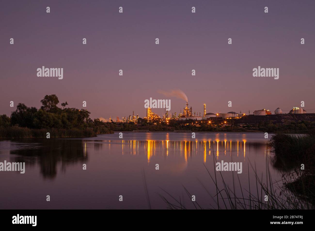 Phillips 66 oil refinery from Ken Malloy Harbor Regional Park