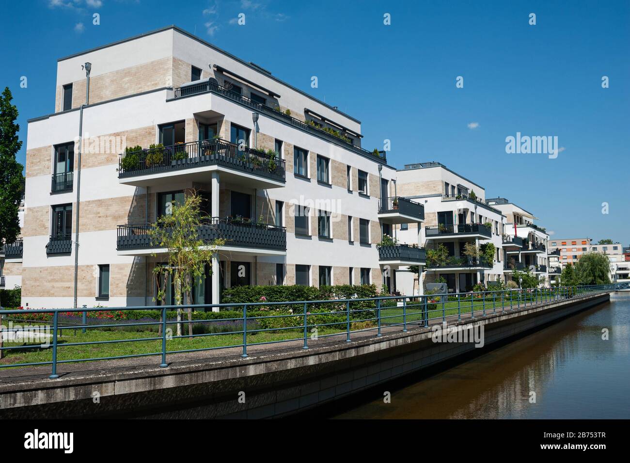 13.06.2019, Berlin, Germany, Europe New apartment buildings on the