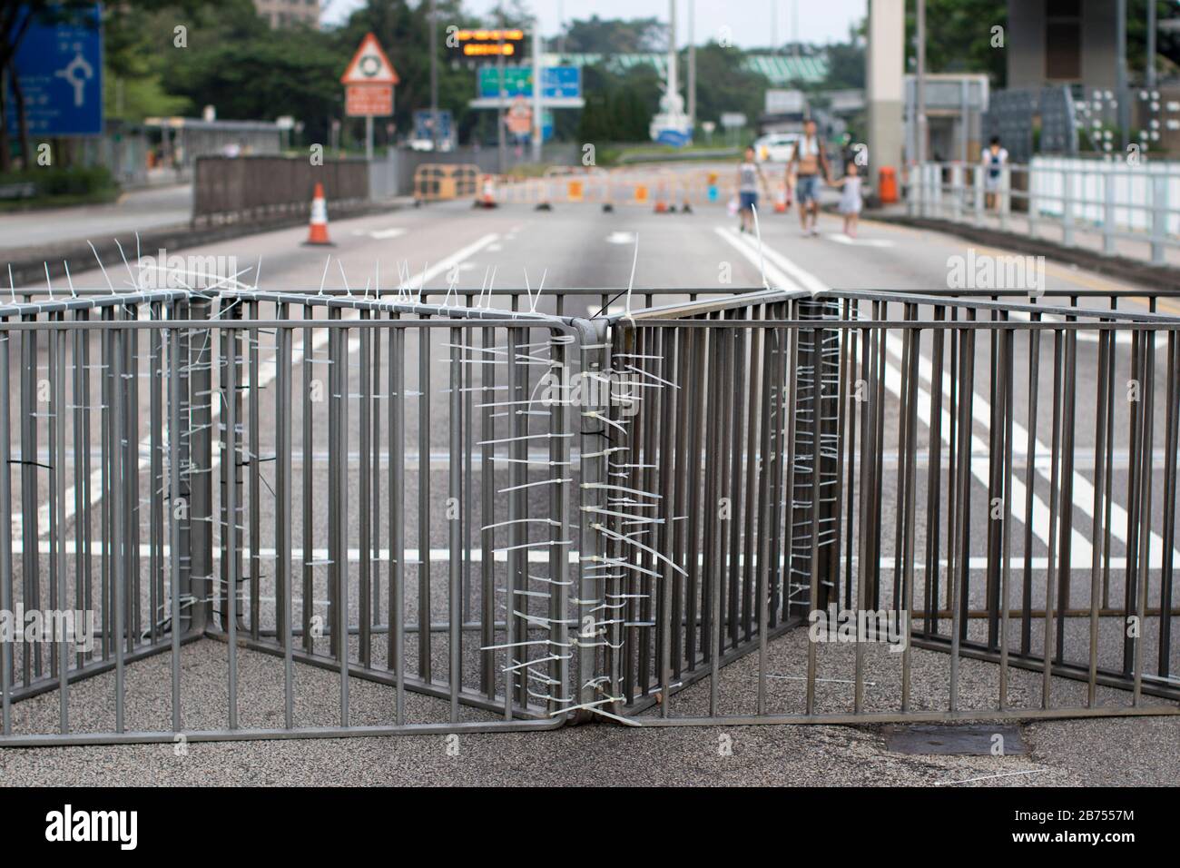 Anti flash hi-res stock photography and images - Alamy