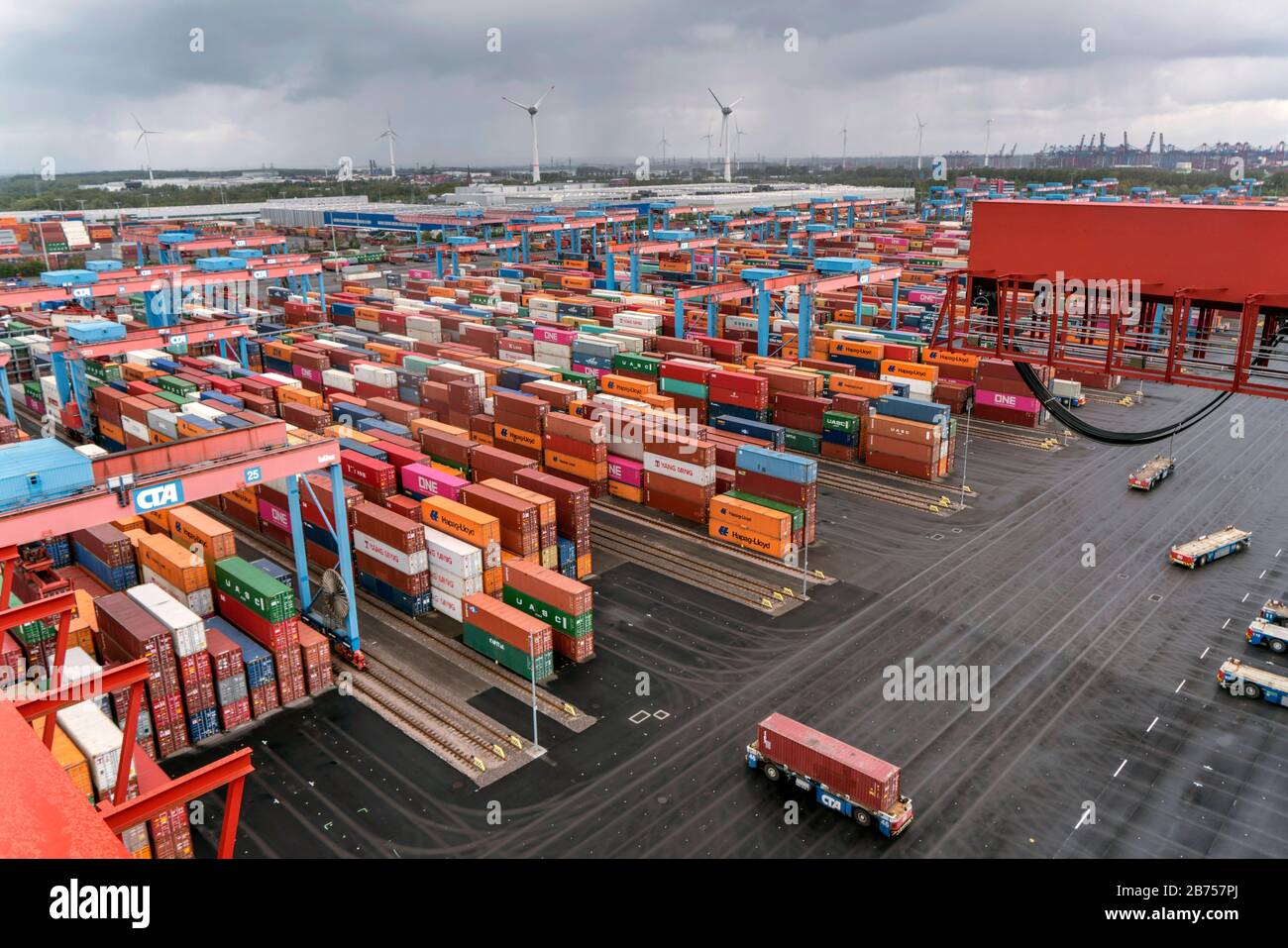 Germany Hamburg 06 05 19 Container Terminal Altenwerder Cta Of Hamburger Hafen Und Logistik Ag Hhla In