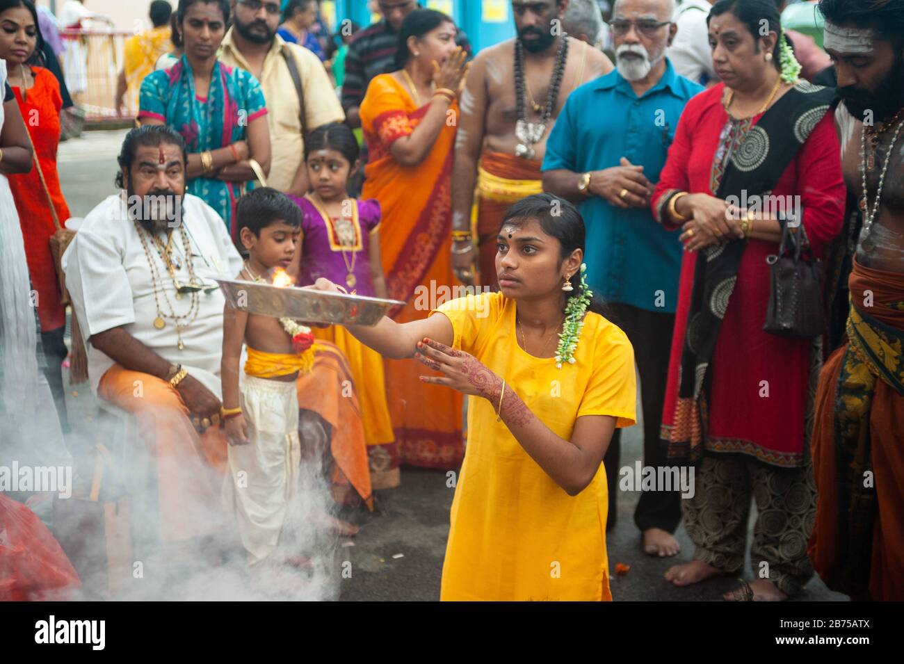 21.01.2019, Singapore, Republic of Singapore, Asia - Faithful Hindus are preparing in the Sri Srinivasa Perumal Temple in Little India for the procession at the Thaipusam festival, which leads to the Sri Thendayuthapani Temple on Tank Road 4 kilometers away. [automated translation] Stock Photo