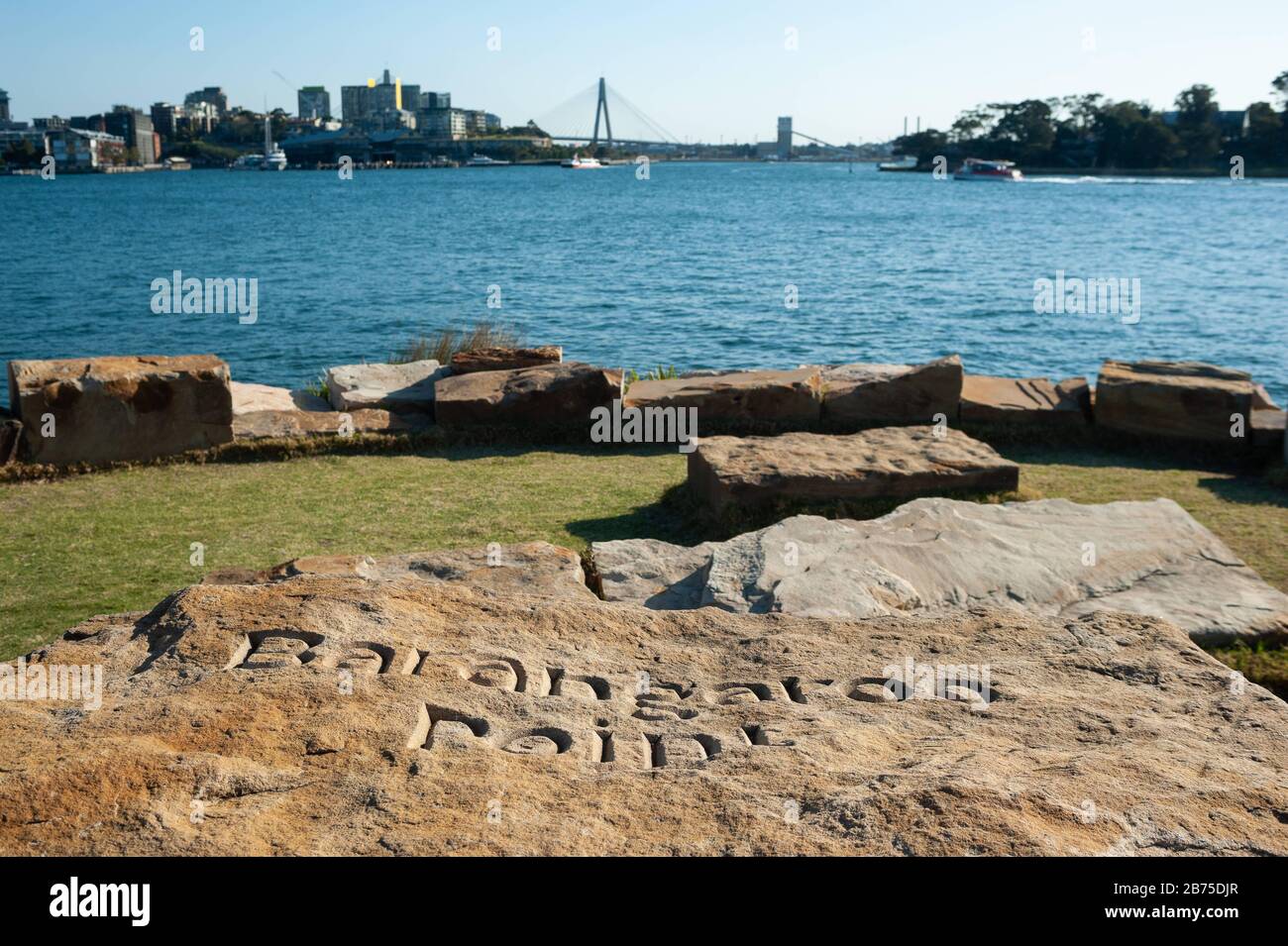 Barangaroo reserve rocks hi-res stock photography and images - Alamy
