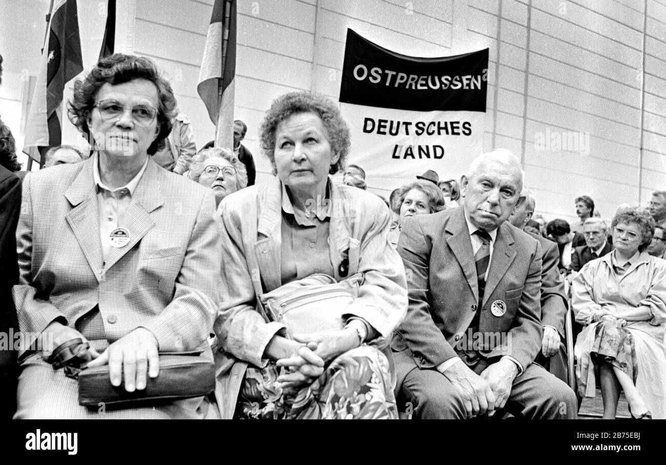 German meeting of the East Prussians in Duesseldorf, 1988. [automated translation] Stock Photo