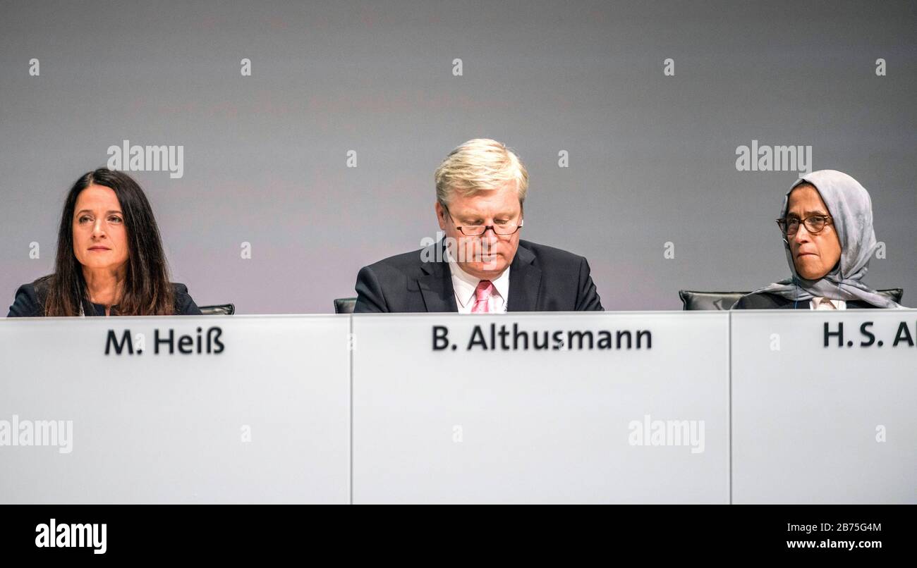 Germany, Berlin, May 3, 2018. Annual General Meeting of Volkswagen AG in Berlin on May 3, 2018. Member of the Supervisory Board of Volkswagen AG. Marianne Heiss, Chief Financial Officer of BBDO Group Germany GmbH, Dr. Bernd Althusmann, Minister of Economics, Labour, Transport and Digitisation of Lower Saxony and Dr. Hessa Sultan Al Jaber, Minister of Information and Communications Technology, Qatar [automated translation] Stock Photo