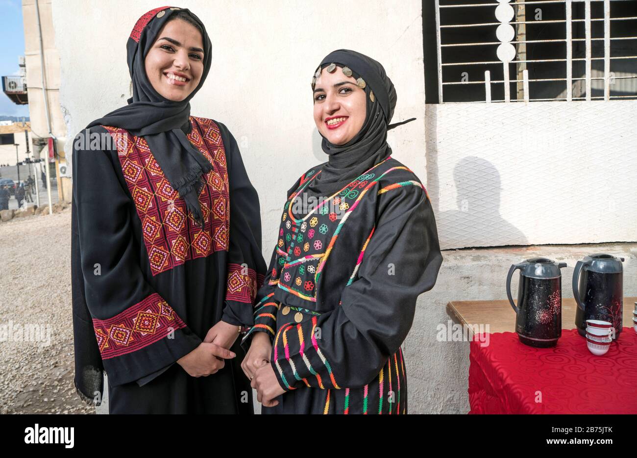 Jordan, Gerasa, 28.01.2018. Women with traditional clothing in Gerasa, Jordan on 28.01.2018. First traces of human settlement in Gerasa date back to the 6th millennium BC. In 106 AD, Gerasa became part of the new Roman province of Arabia Petraea. [automated translation] Stock Photo