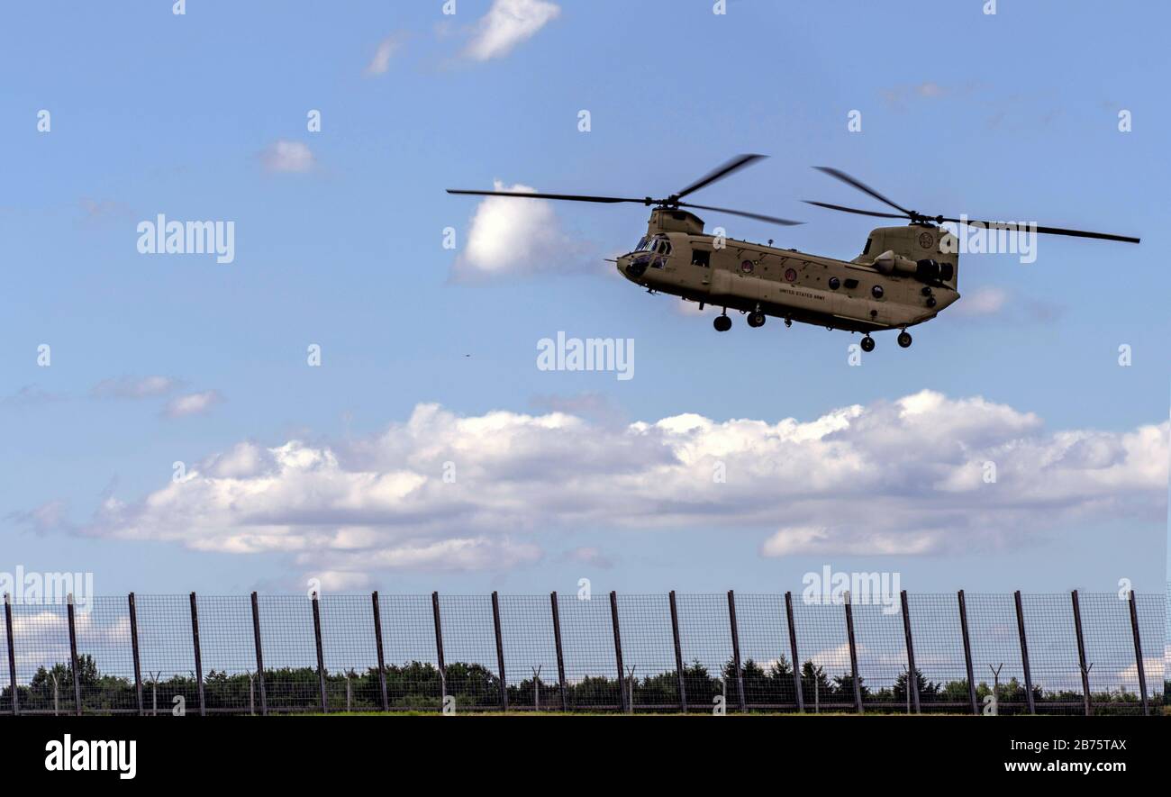 Germany, Hamburg, July 6, 2017. G-20 summit in Hamburg on July 6, 2017. Arrival of the heads of government at Hamburg airport on 06.07.2017. Boeing CH-47 Chinook Helicopter. [automated translation] Stock Photo