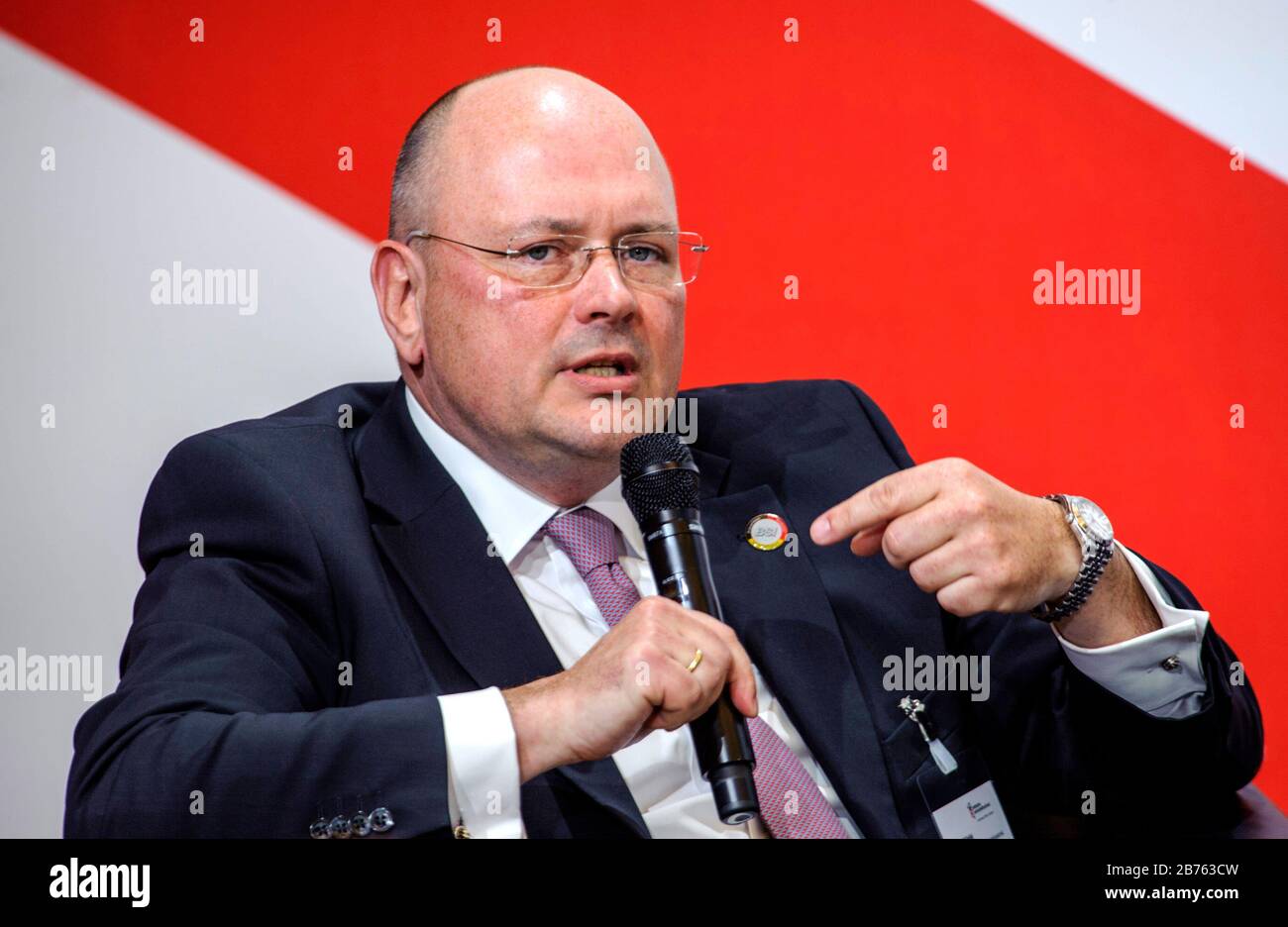 Germany, Berlin, 26.04.2016. Presentation of the National Economic Protection Strategy in Berlin on 26.04.2016. Arne Schoenbohm, President of the Federal Office for Information Security (BSI). [automated translation] Stock Photo