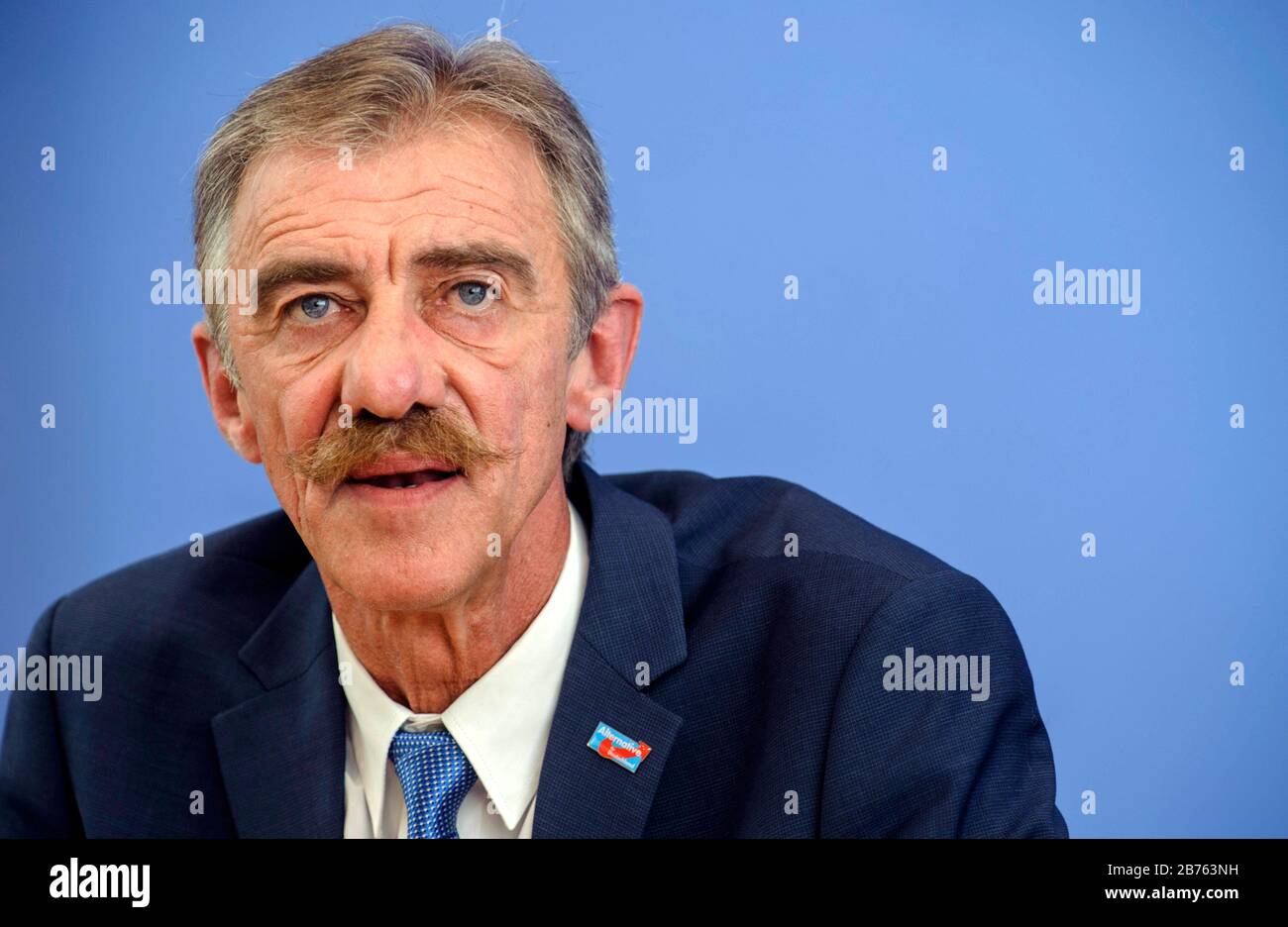 Germany, Berlin, 14.03.2016. Press conference of the Alternative for Germany, topic: Effects of the state elections on federal politics on 14.03.2016 at the federal press conference in Berlin. Uwe Junge, state chairman of the AfD in Rhineland-Palatinate and top candidate for the state parliament. [automated translation] Stock Photo