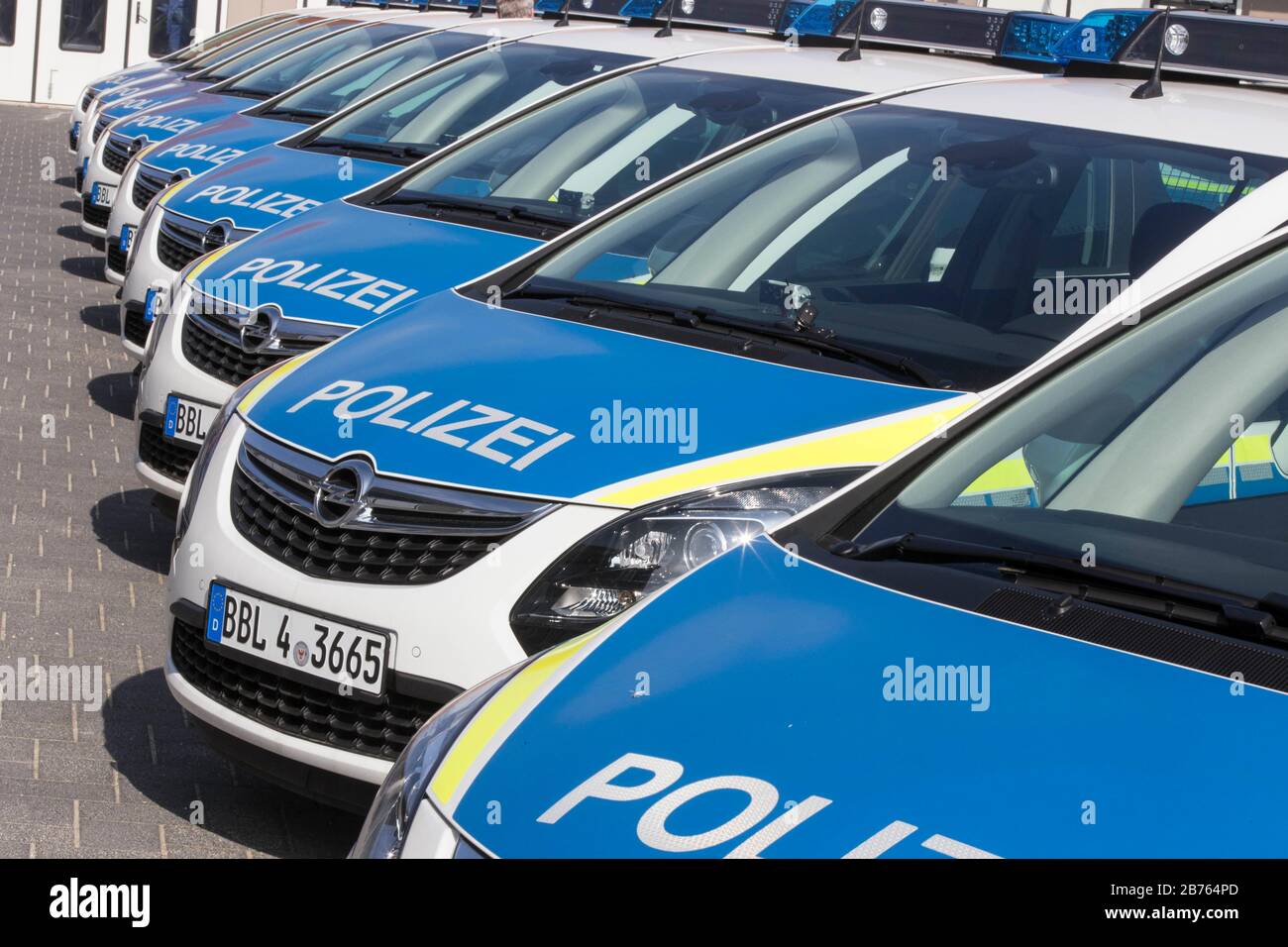 New radio patrol cars will be available at the police station in Potsdam on  14.03.16. Brandenburg's police received 28 Opel "Zafira Tourer" compact  vans. The radio patrol cars are intended for the