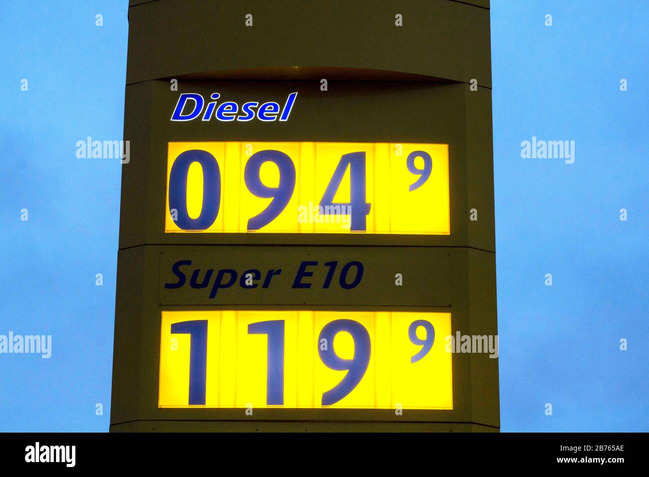 94.8 cents will be charged for one litre of diesel at a filling station in Berlin on 18.12.2015. [automated translation] Stock Photo