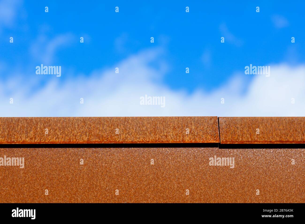 Corten Rusted Steel Examples Corten steel rusted metal Stock Photo - Alamy