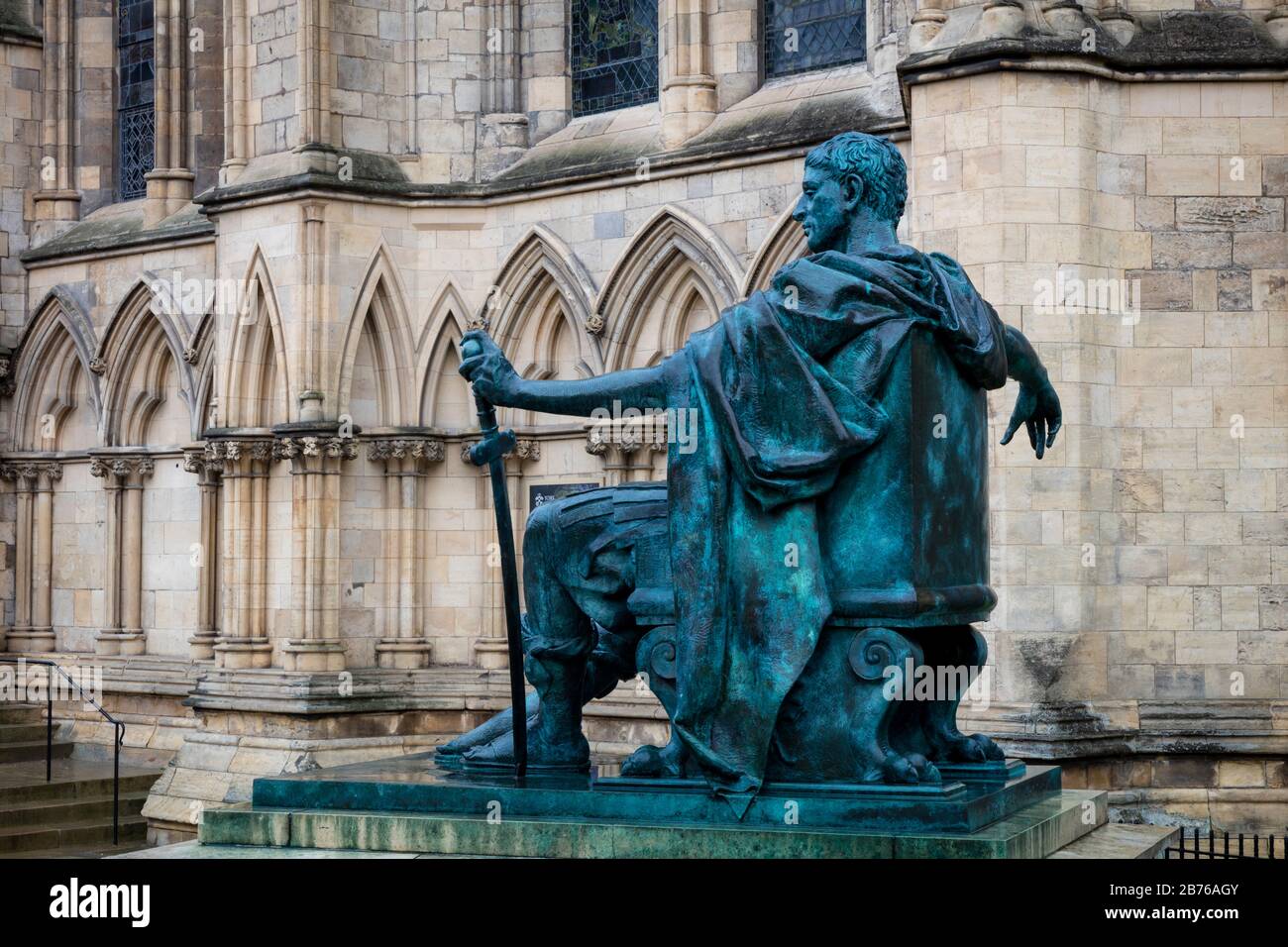 Bronze statue of Emperor Constantine and gothic architecture of York Minster, York, Yorkshire, England, UK Stock Photo