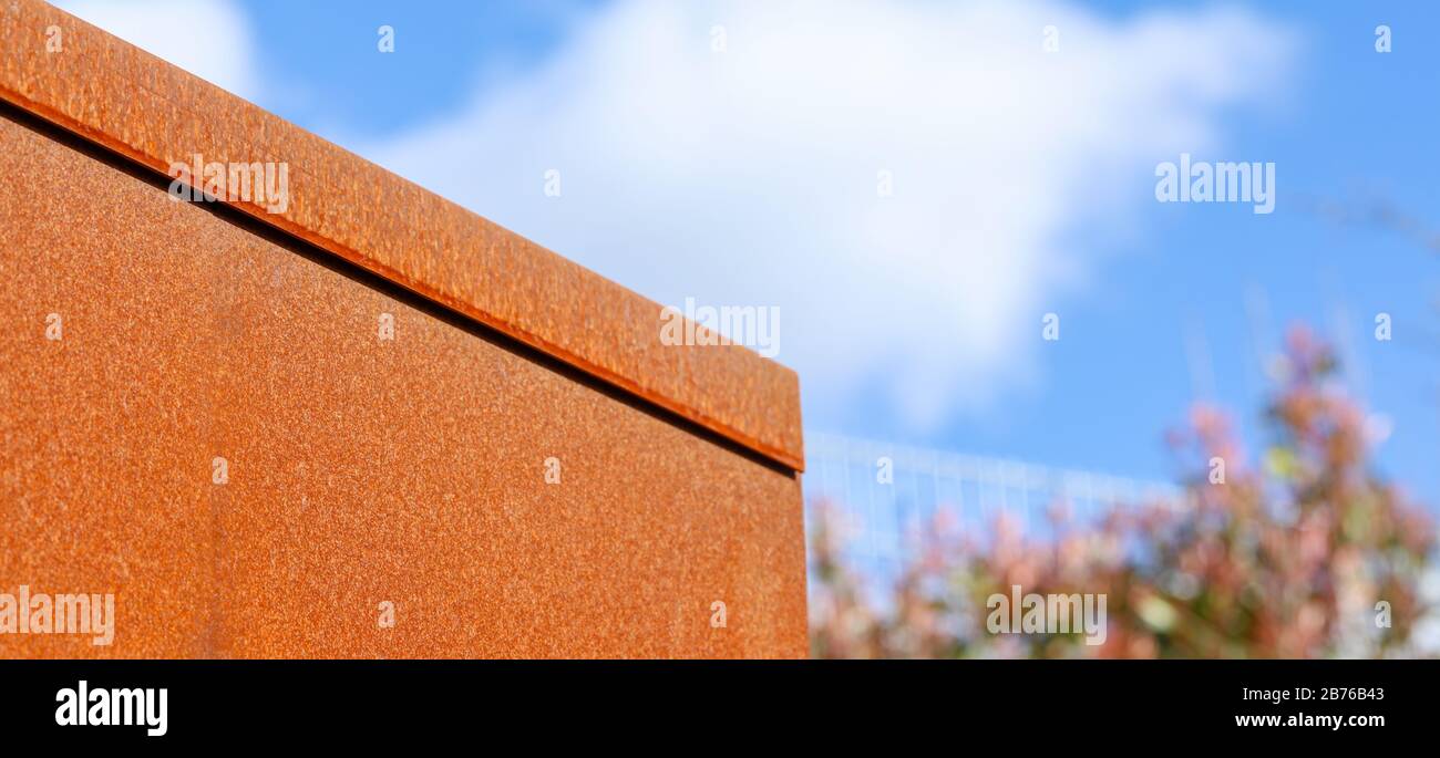 Corten Rusted Steel Examples Corten steel rusted metal Stock Photo - Alamy