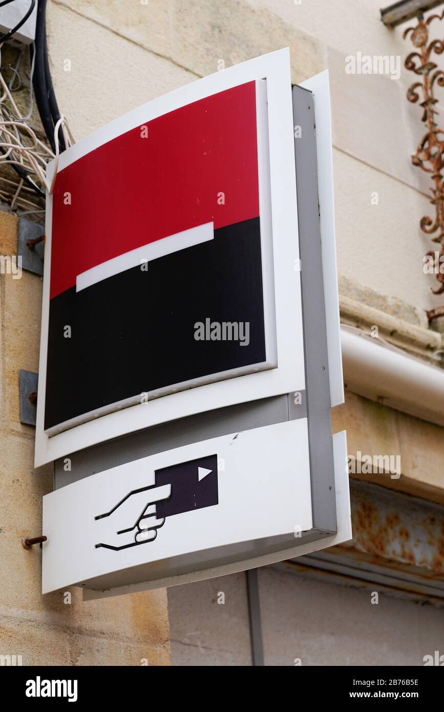Bordeaux Aquitaine France 01 15 2020 Societe Generale Logo French Bank Sign Office On Street Facade Stock Photo Alamy