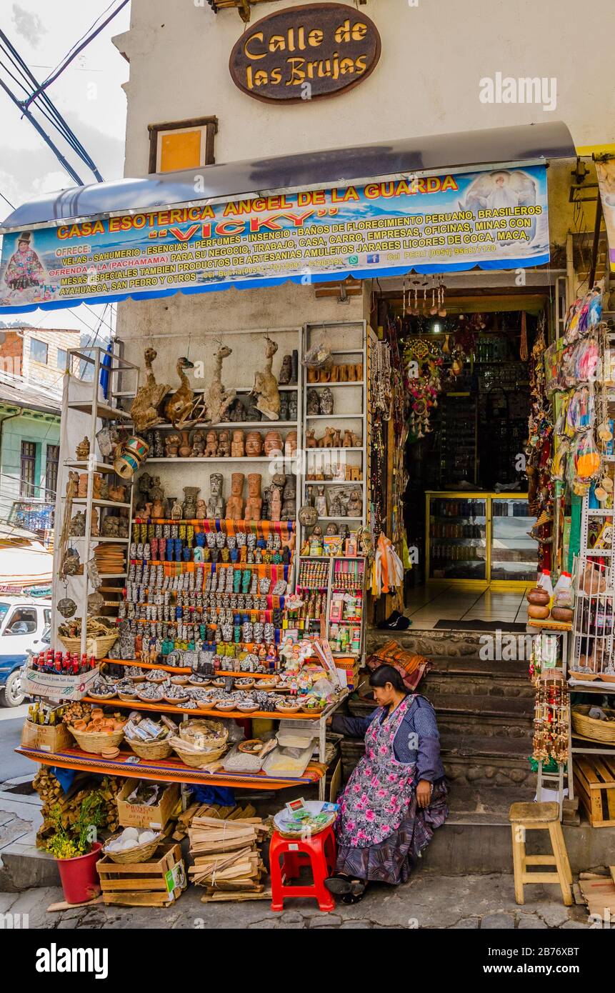 La Paz, Bolivia; February 01, 2017: One of the shops of La Calle de las  Brujas with al lot of sale articles Stock Photo - Alamy