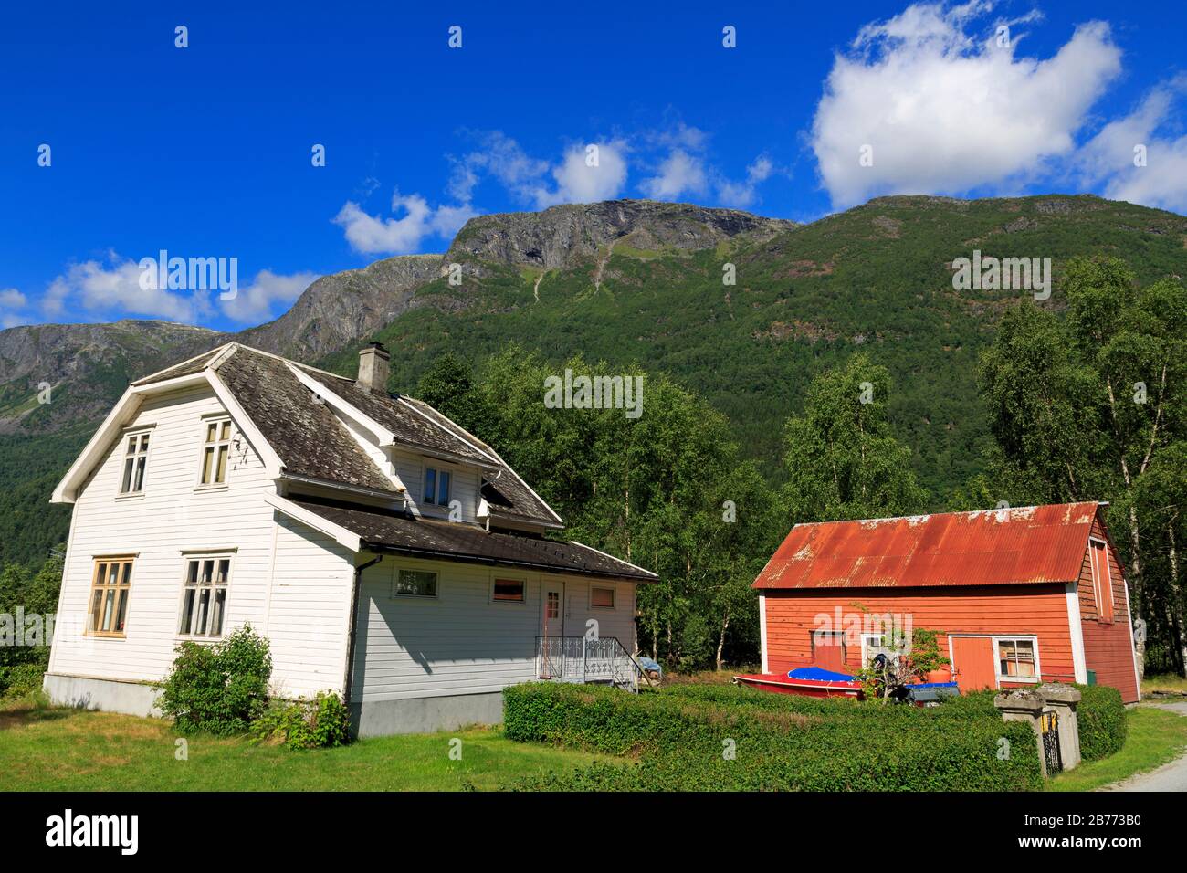 Farm, Skjolden Village, Sognefjord, Sogn og Fjordane County, Norway Stock Photo